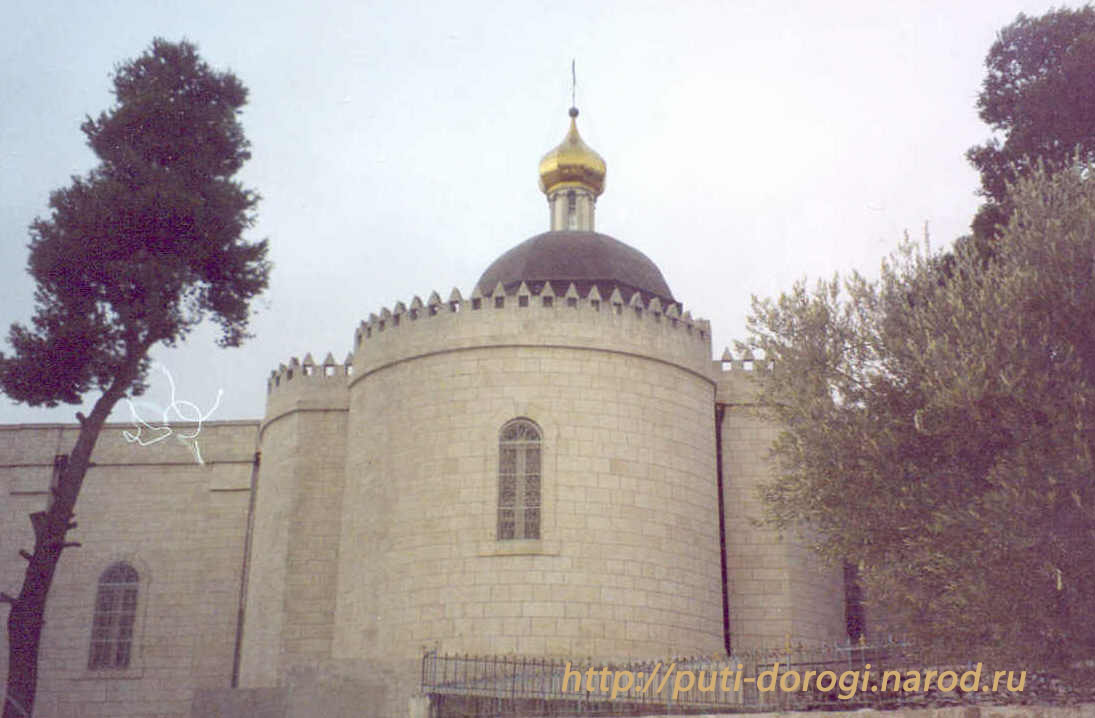 Храм Святой Троицы У дуба Мамре